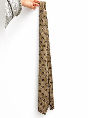 Club Room Silk Tie Vintage Art Deco Geometric Tan Burgundy USA Old Money 58Inch